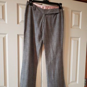 Women's size MED black and white houndstooth pants